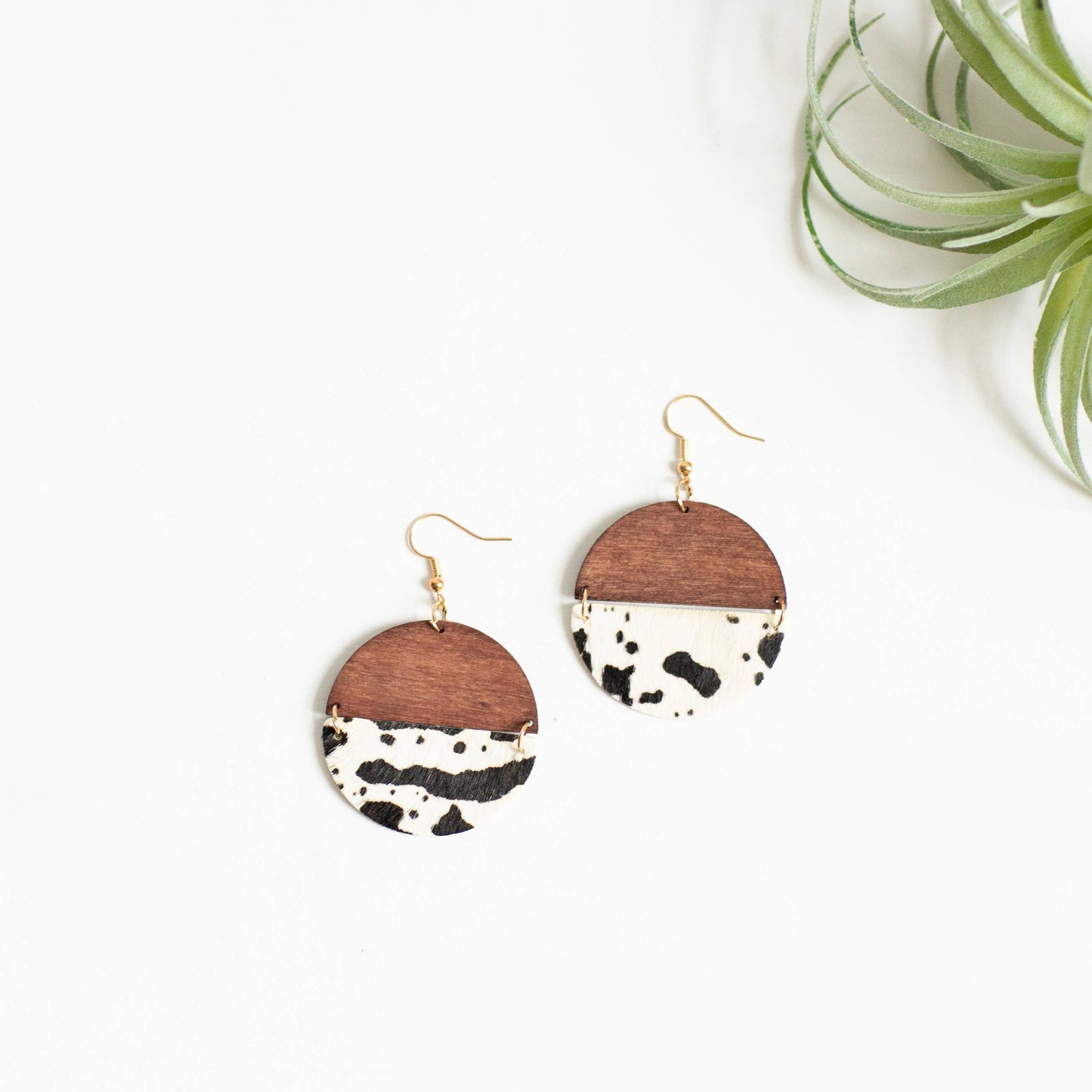 *$2.97 Closeout* Georgia Earring - Cow Girl