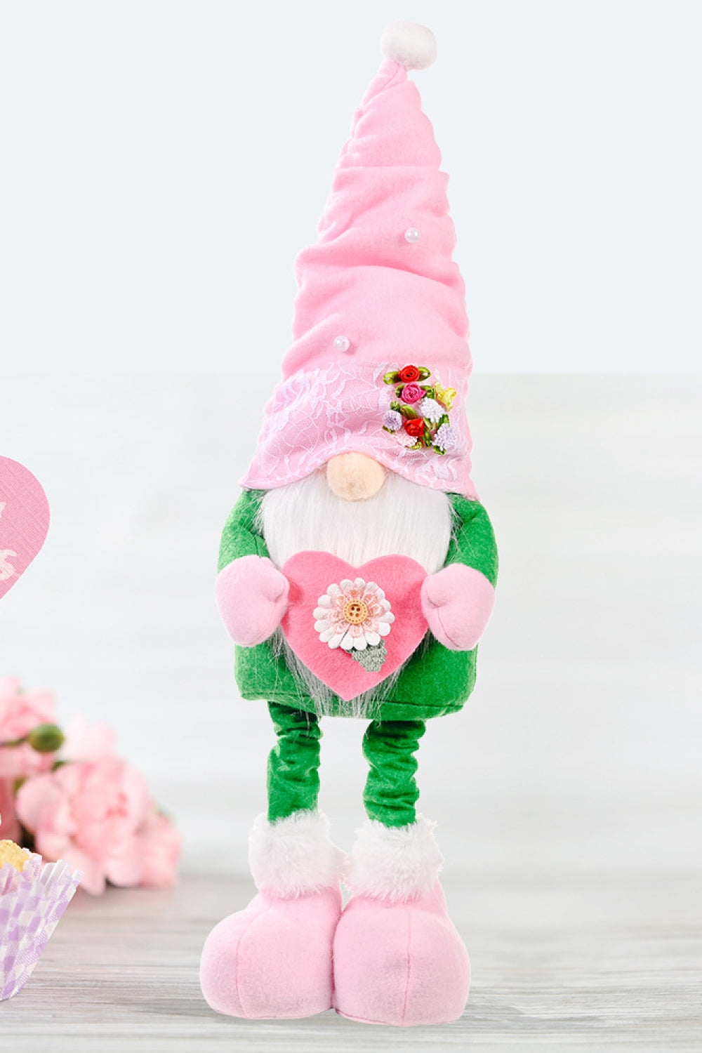 Mother's Day Pearl Decor Faceless Gnome