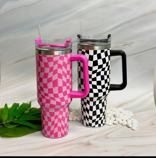 Checkered Cup